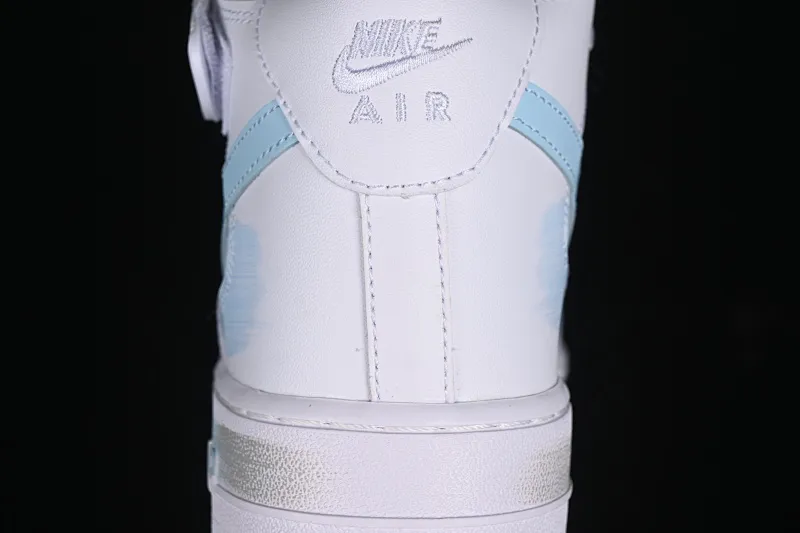 All categories Nk Air Force 1 Air Force series Nk Air Force 1 Mid Air Force mid-top Nk Air Force 1'07 Mid sky blue Hand-painted fracture Three hook shadow Air Force 1 strap mid-top casual sneakers CW2289-111
